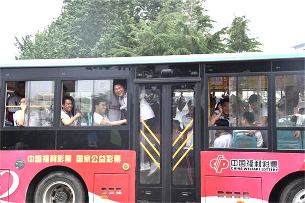 我校2019年高考顺利结束
