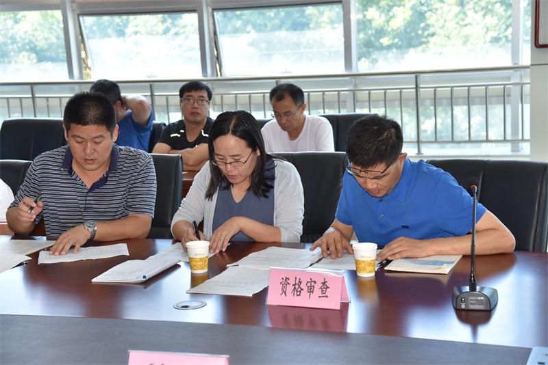 我校召开中层副职干部竞聘大会