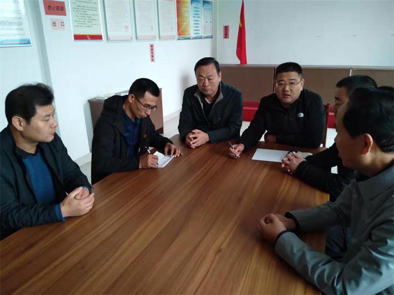 创新党建 | 党员活动进社区，文明创建我先行！