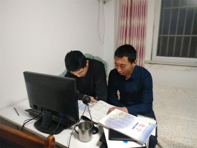 防疫教学两不误，学情会商育英才！
