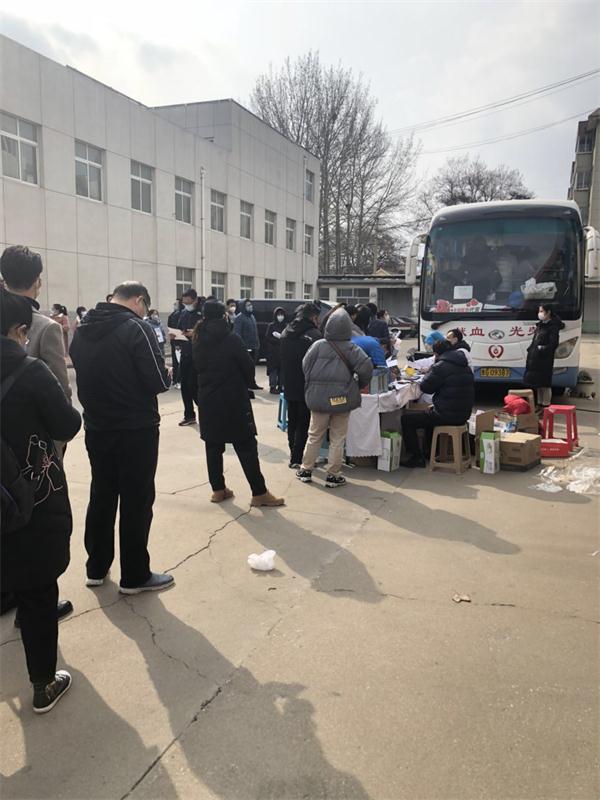 大爱文中 | 疫情不阻爱，热血献真情！