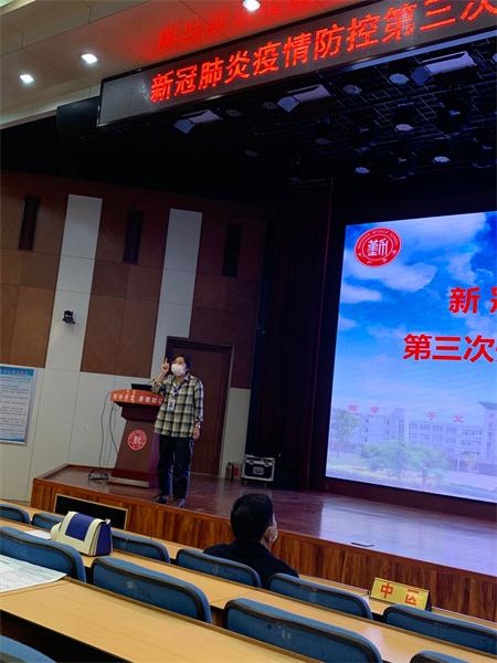 我校高一教师进行开学模拟实战！