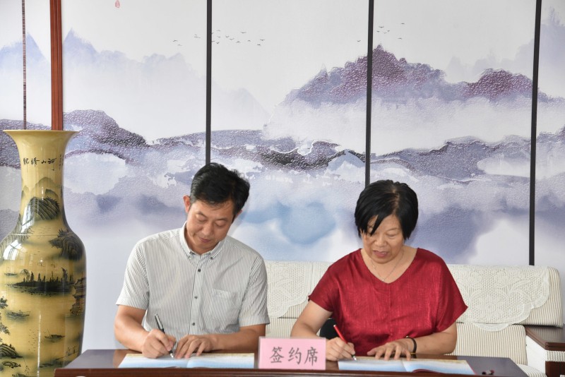 爱心企业捐资助学，无私善举温暖人心！