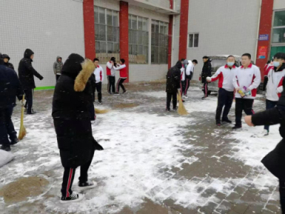 校园文化 | 漫天玉蝶飞，雪后文中别样美！