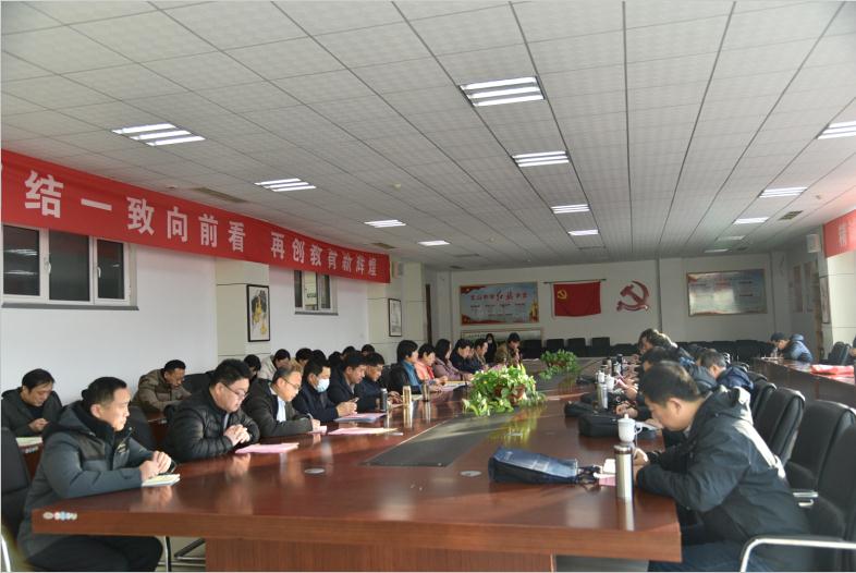 潍坊市教科院专家到我校进行新课程、新教材实施情况调研！