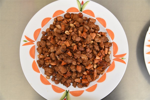 多彩校园 | 我校美食节:打造特色美食,共赴味蕾盛宴!