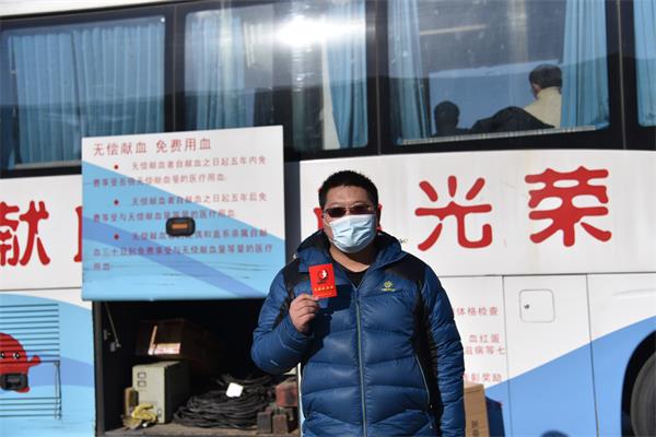 大爱文中 |  我校46名教师踊跃献血！