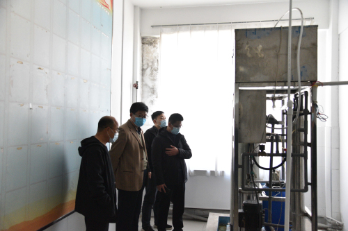 昌邑市教体局对我校进行疫情防控工作进行督查！