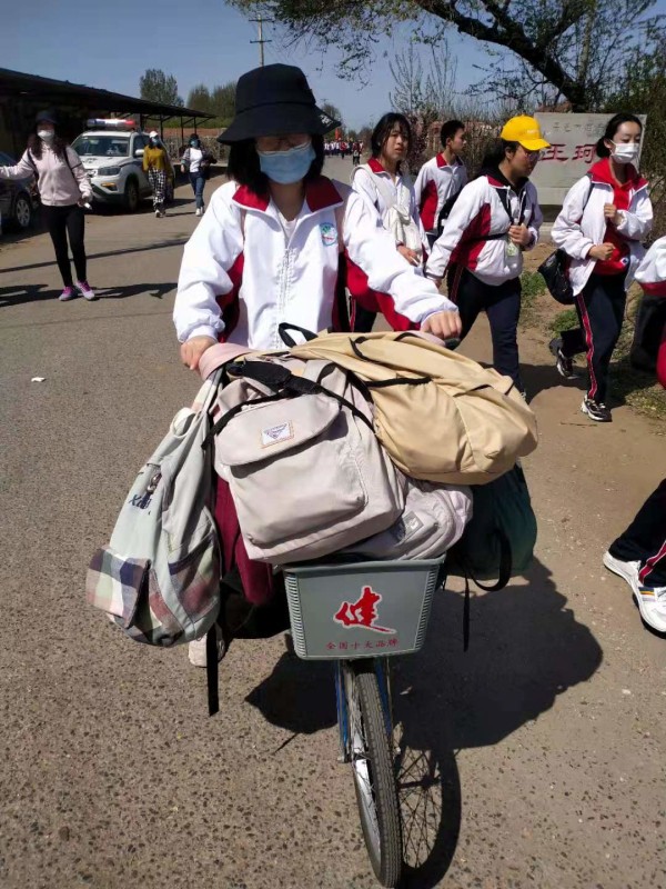 多彩课程 | 青春逐梦跟党走，远足励志少年时！