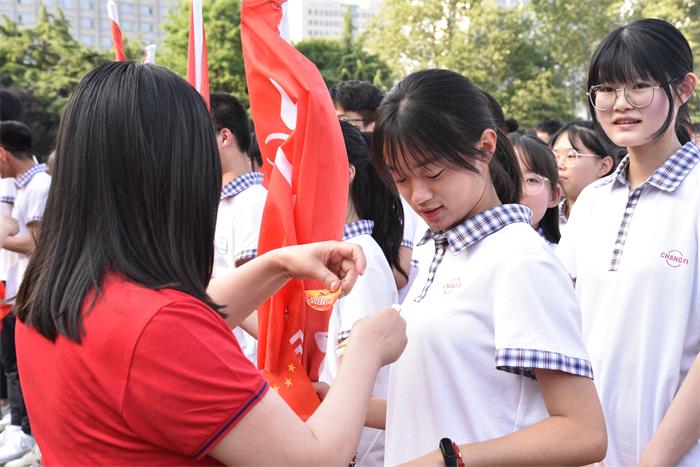 毕业典礼 | 历百年征程重任在肩，恰同学少年扬帆起航！