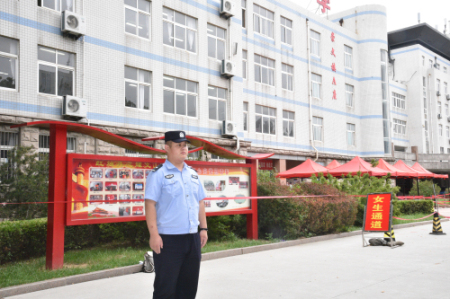 助力高考 警徽闪耀 | 你只管乘风破浪，我为你保驾护航！