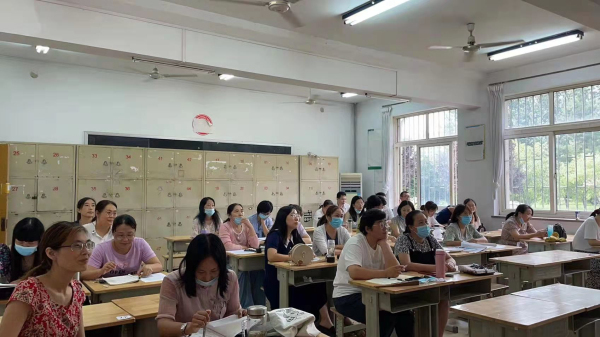 专业成长 | 暑期蓄能量,教师充电忙!