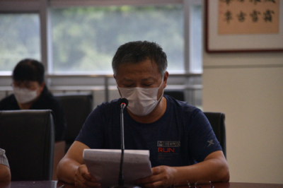 我校召开食品安全工作培训会议！