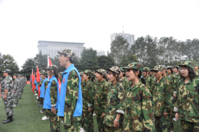 引桥教育 | 少年戎装,凌云气势撼山河!