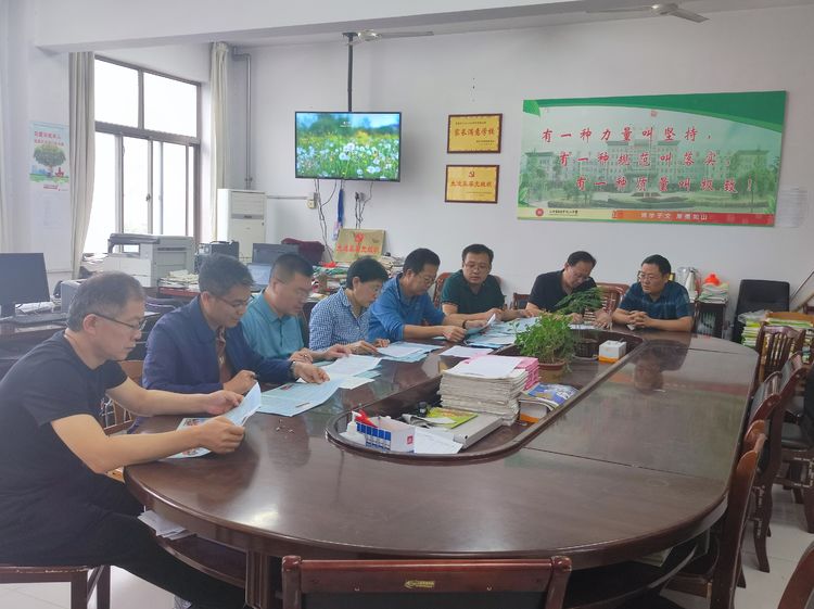 家校共育携手行，秋雨绵绵入人心——昌邑市文山初中“教育惠民服务区走访”活动