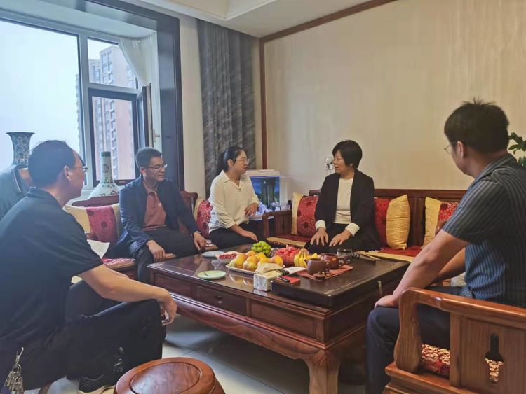 家校共育携手行，秋雨绵绵入人心——昌邑市文山初中“教育惠民服务区走访”活动