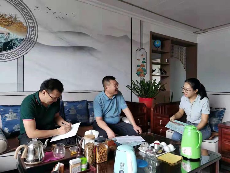 家校共育携手行，秋雨绵绵入人心——昌邑市文山初中“教育惠民服务区走访”活动