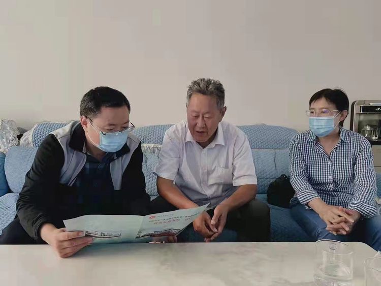 家校共育携手行，秋雨绵绵入人心——昌邑市文山初中“教育惠民服务区走访”活动