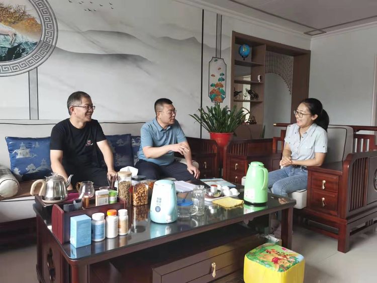 家校共育携手行，秋雨绵绵入人心——昌邑市文山初中“教育惠民服务区走访”活动