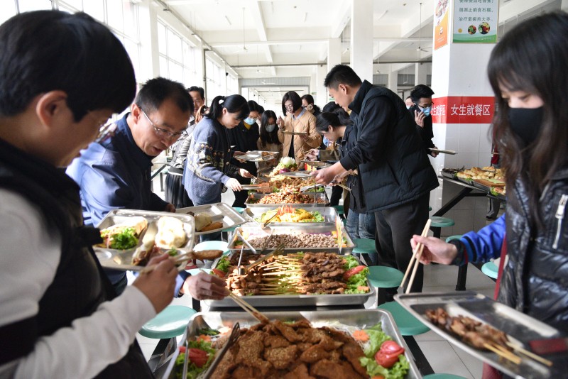 美食节 | 昌邑市文山中学:开启美好“食”刻,将“光盘”进行到底!